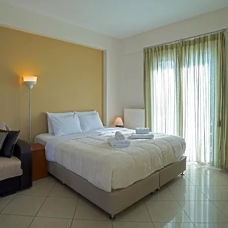 Semiramis With Pool ヴィラ カラマタ