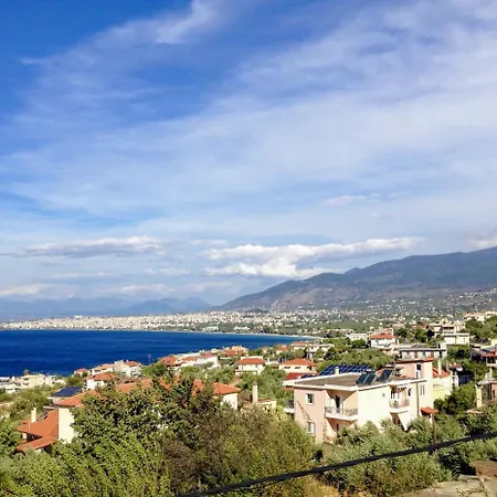 Semiramis With Pool ヴィラ カラマタ