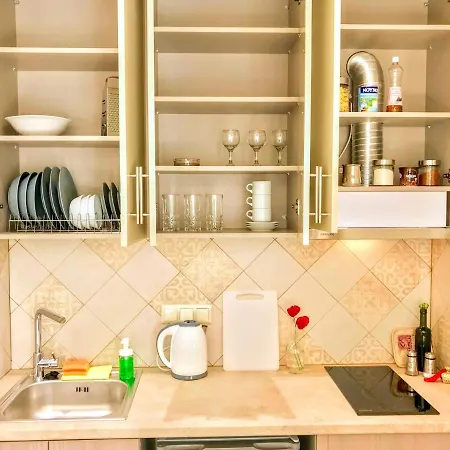 ヴィラ Semiramis With Pool *