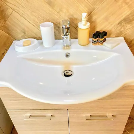 Semiramis With Pool ヴィラ カラマタ