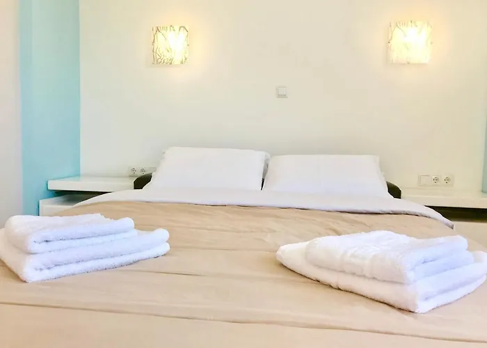Semiramis With Pool Villa Kalamata