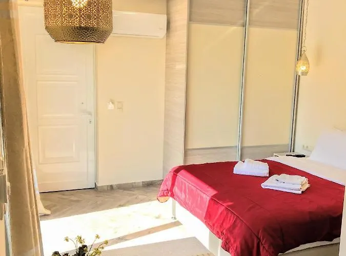 Villa Semiramis With Pool *