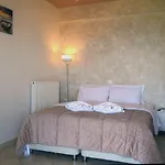 Semiramis With Pool Villa Kalamata