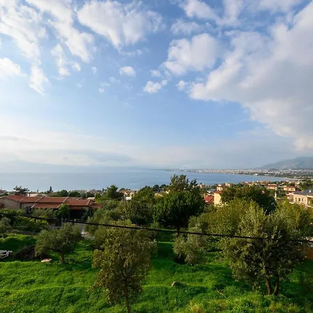 Villa Semiramis With Pool Kalamáta