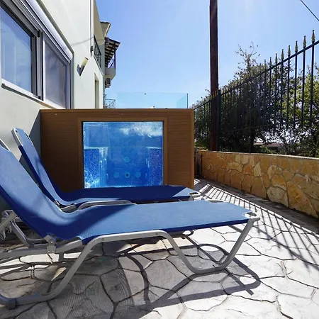 Semiramis With Pool Vila