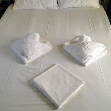 Semiramis With Pool קלמאטה