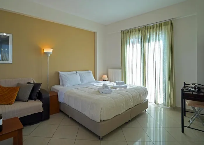 Semiramis With Pool Villa Kalamata