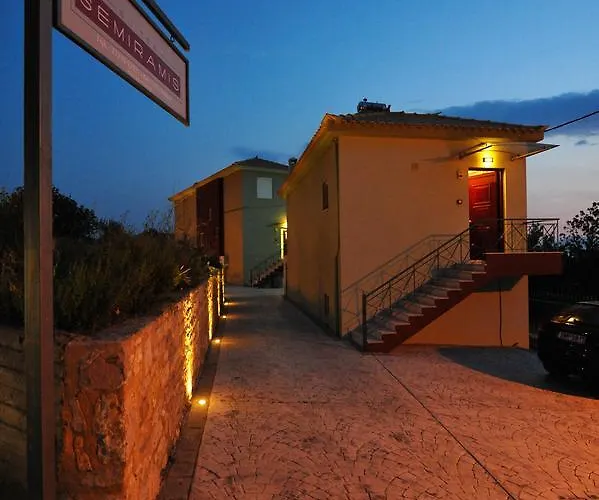 Villa Semiramis With Pool Kalamata