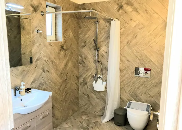 Villa Semiramis With Pool *