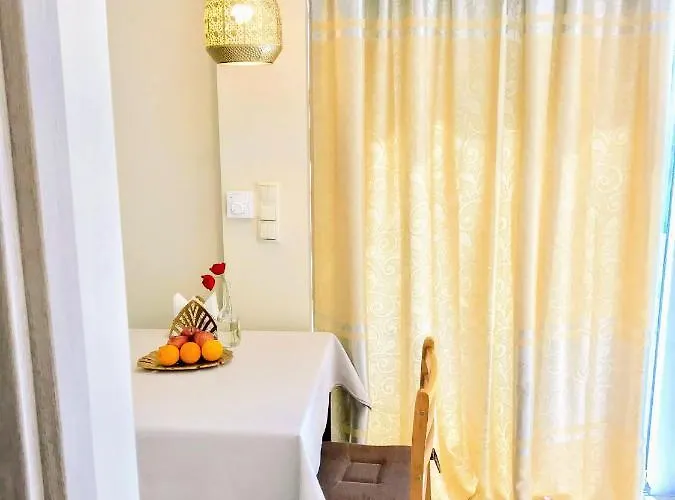 Semiramis With Pool Villa *